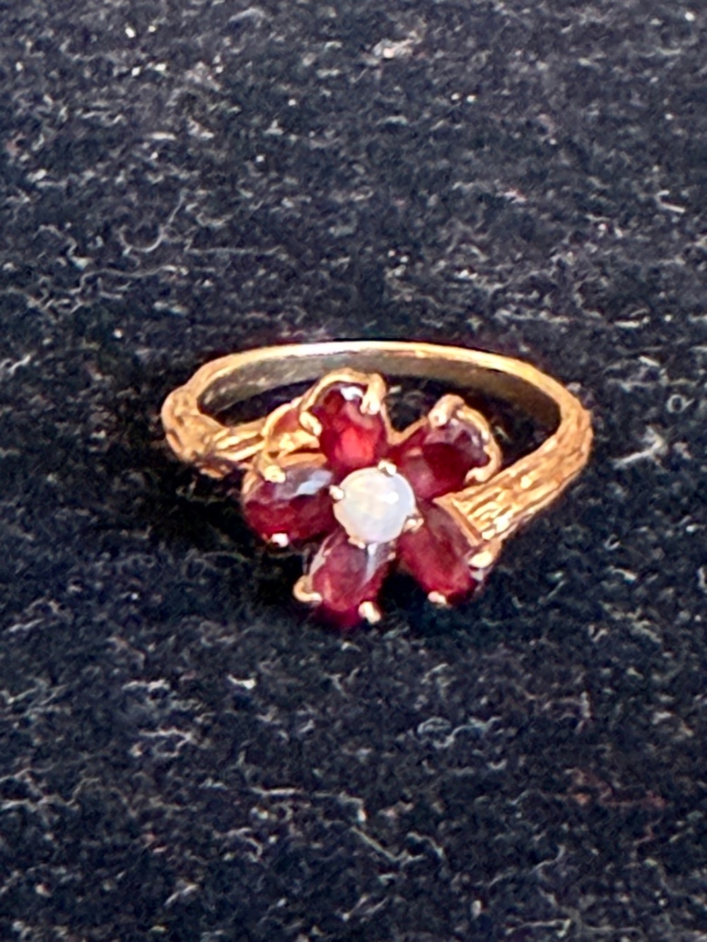 Solid 14k vintage designer garnet opal ring